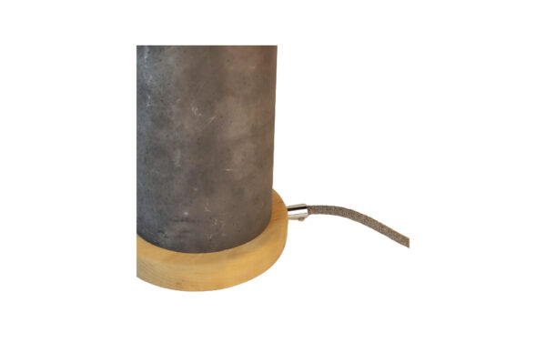 lampa stojąca z betonu